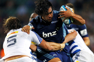Steven Luatua of the Blues charges into Andries Bekker of the Stormers during the round 12 Super Rugby match between the Blues and the Stormers. Photo / Getty Images.