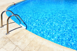 The boy was trapped in a swimming pool for nearly 15 minutes. Photo / Thinkstock