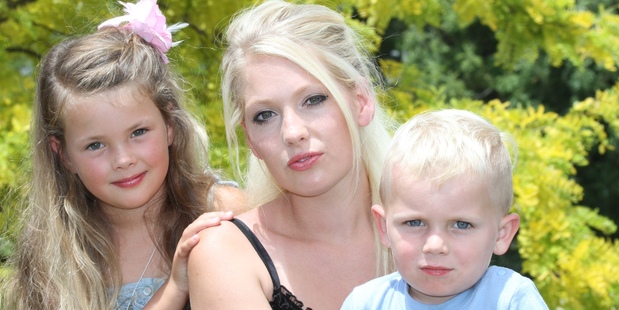 Rhozie Edmonds, with her children Madison, 6, and Mack, 2. Photo / Ross Brown