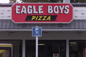 The man attempted to rob an Eagle Boys pizza store only minutes after robbing a Dominos store. File Photo / NZ Herald
