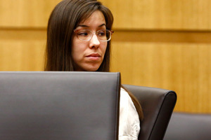 Jodi Arias looks at her family during the penalty phase of her murder trial at Maricopa County Superior Court in Phoenix, Arizona. Photo / AP