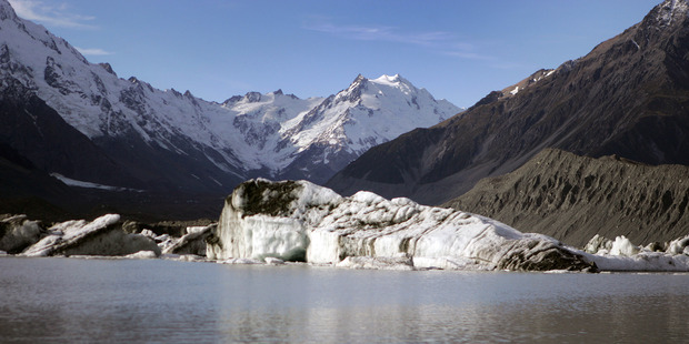 Looking over the icebergs, up the Tasman Glacier towards the Southern Alps. File Photo / Sarah Ivey
