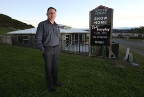 Tony O'Brien, of Fowler Homes, is noticing an influx of Aucklanders visiting the company's Lakes showhome. Photo / Joel Ford