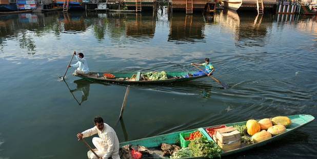 Vegetable vendors on Dal Lake. Photo / Getty images