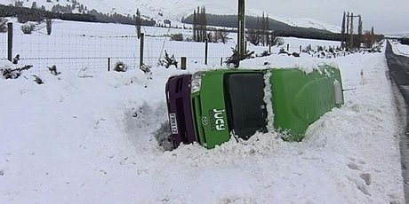 http://media.nzherald.co.nz/webcontent/image/jpg/201325/Snow_Southland_460x230.jpeg