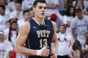 After running the rule over his prospective new home towns, Steven Adams was keeping quiet about just where he would like to take his talents. Photo / Getty Images.