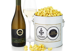 A New York popcorn-making company has teamed up with Kiwi winemakers Kim Crawford to create wine-flavoured popcorn.