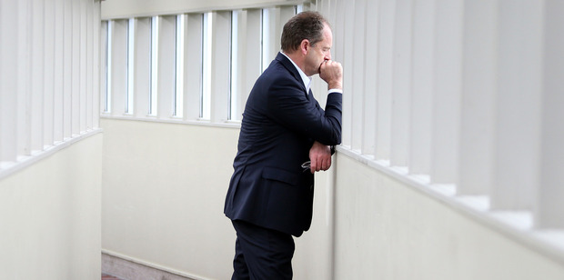 David Shearer's poll rating puts more pressure on his leadership. Photo / APN