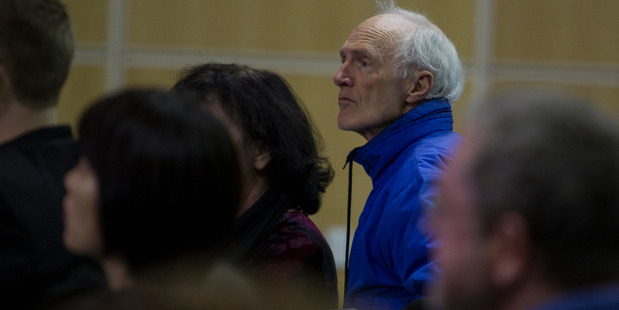 About 100 people attended a meeting last night to discuss dumping fluoride from Auckland's water supply. Photo / Kellie Blizard