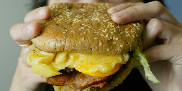 Takeaways may be cheap but the sugar, fat and salt ratios make them lethal for one in four Kiwis who are high-risk for getting diabetes. Photo / APN