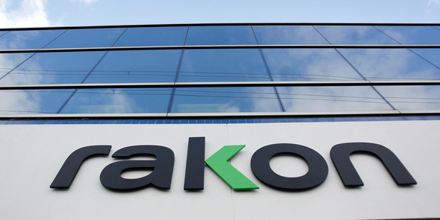 A jump in the Rakon share price before a major announcement last week has prompted the Shareholders Assn to contact the NZX. Photo / NZ Herald