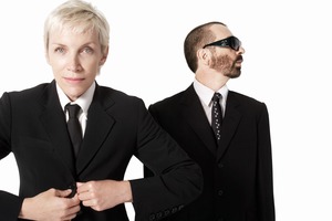 Eurythmics, Annie Lennox and Dave Stewart. Lennox isn't in to plastic surgery.