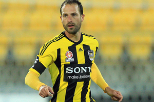 Andrew Durante's availability for the All Whites hasn't even been confirmed but he is already being mentioned by coach Ricki Herbert as a potential skipper. Photo / Getty Images.