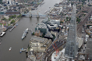 The price of entry to London's latest tourist attraction, the glass-clad Shard, has provoked a row between past and present mayors of the city. Photo / AP