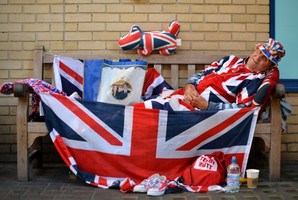 Royal supporter Terry Hutt has been camped for nine days outside the Lindo Wing of St Mary's Hospital.Photo / AFP