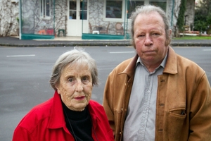 Residents of Spring Grove Flats Marjorie Lowe and Robert Tait are against the licence extension. Photo / Richard Robinson