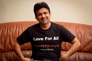 Mubarak Minhas, of the Ahmadiyya community, with a message of love and understanding. Photo / Natalie Slade