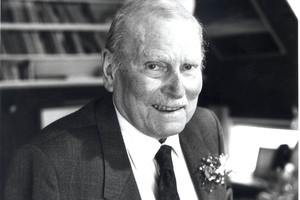 Actor Sir Laurence Olivier at his 80th birthday celebration. File / Photo