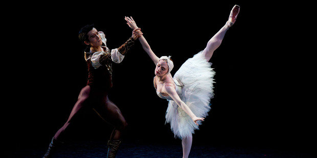 Gillian Murphy, as Odette and Qi Huan as Prince Siegfried. Photo / Richard Robinson