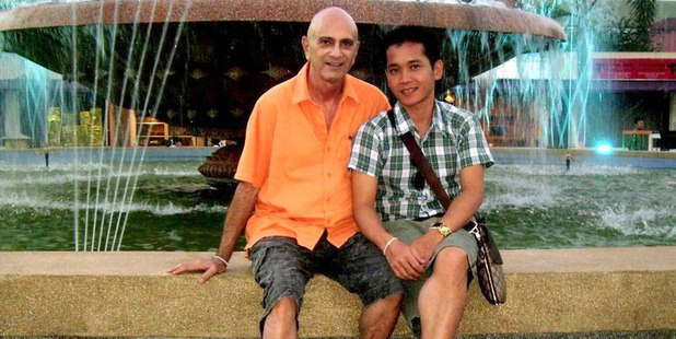 Kai Kingsley (left), who will marry Jakthon Phaengtho, was astounded at the "grilling" they received after applying for their visas.