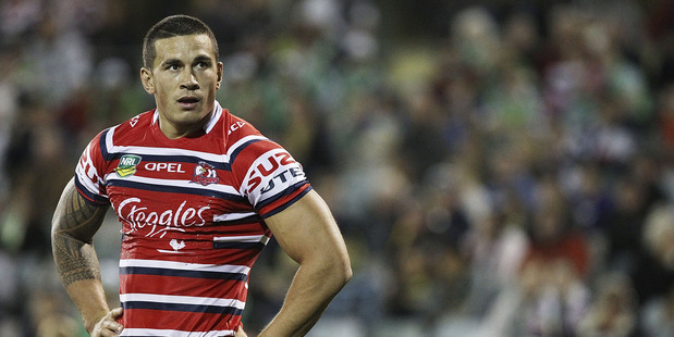 The rigours of weekly NRL football could be the deciding factor in Sonny Bill Williams' expected return to the Chiefs next year. Photo / Getty Images