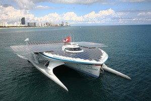 Kiwi-designed Turanor PlanetSolar on its attention-grabbing cruise up the River Thames in London.