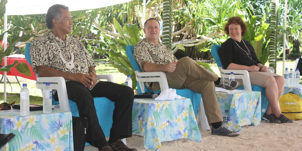Prime Minister Henry Puna, Cook Islands, and John Key with Australian senator Jacinta Collins on Eneko Island.