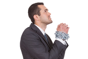 Kiwis lack confidence in jobseeking and feel trapped in their roles at work. Photo / Getty Images