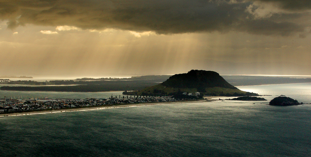 The lure of Mt Maunganui and Tauranga are so strong many Auckland businesses are relocating. Photo / APN