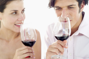 Appreciating a good red wine with your friends is a healthy way to enjoy alcohol.Photo / Thinkstock