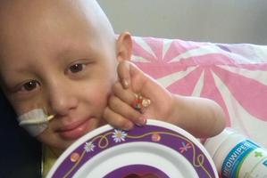 BRAVE GIRL: Tianajay Klomp-Loffley is in Starship Hospital fighting leukaemia. Photo / SUPPLIED