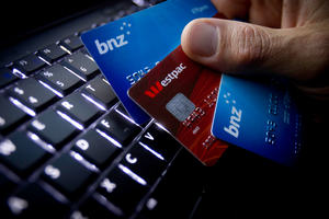 A savvy couple avoided being taken in by a scam when selling there car on TradeMe.