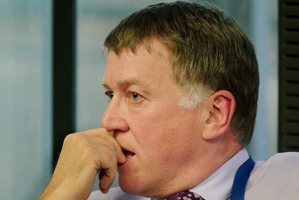 Dr Kevin Snee.