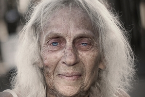 A homeless woman in Los Angeles from a series of pictures taken by New Zealander Michael Pharaoh.