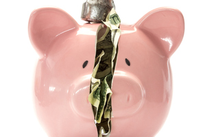 You can still make voluntary contributions to KiwiSaver whenever you want to.
