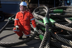 MAMMOTH UNDERTAKING: Resolve salvage master Frank Leckey and his team are preparing to remove Rena's accommodation block in two pieces weighing 250 to 300 tonnes each.PHOTO/JOHN BORREN