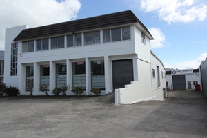 The front building at 145 Station Rd, Penrose was built in 1982 for an engineering supplies business.