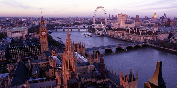 See the Houses of Parliament, Big Ben and the London Eye.