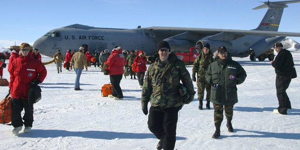 File photo of passengers disembarking a United States Starlifter jet at McMurdo Sound, Antarctica. Photo / NZ Herald