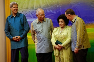 John Key (right) with (from left) US Secretary of State John Kerry, Malaysian Prime Minister Najib Razak and Mr Razak's wife, Rosmah Mansor. Photo / AP
