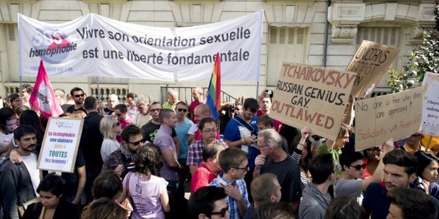Demonstrators at a rally in front of the Russian embassy in Paris to protest against an "anti-gay" Russian law. Photo / AFP