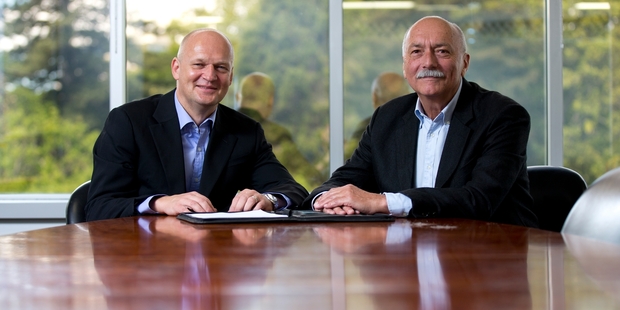 Frank Sieg (left) and Aki von Roy have a $650,000 grant for CuroNZ's multiple sclerosis drug. Photo / Dean Purcell