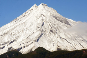 Reports have suggested the climbers scraped out their shallow hole just below the crater area at about 2400m on the 2518m mountain. Photo / APN