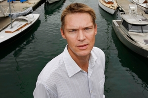 Steven Bates