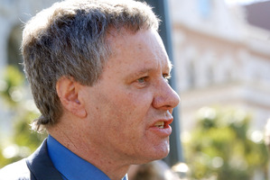 Green Party Keith Locke was not among the 88 New Zealanders the GCSB may have spied on illegally. Photo / NZPA