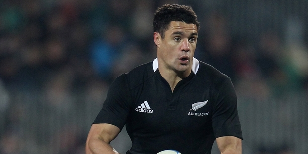 Dan Carter has the rare ability to sum up a situation on the rugby pitch and take the best option. Photo / Getty Images