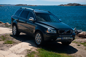 Volvo says with safety features in vehicles like the XC90, it's aiming at no one being injured or killed in a new Volvo by 2020.