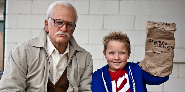 Johnny Knoxville had to spend three hours in a make-up chair to become Irving Zisman.