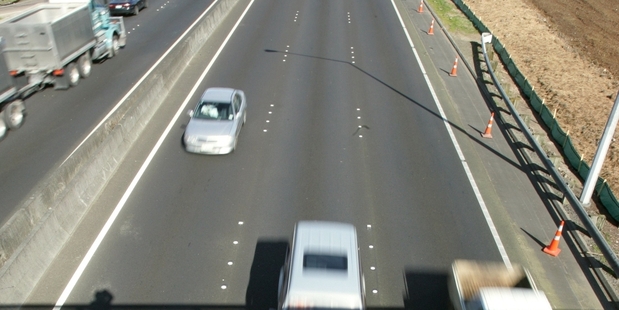 Police say young people may not be aware if the seriousness if throwing solid objects from motorway bridges. Photo / Brett Phibbs