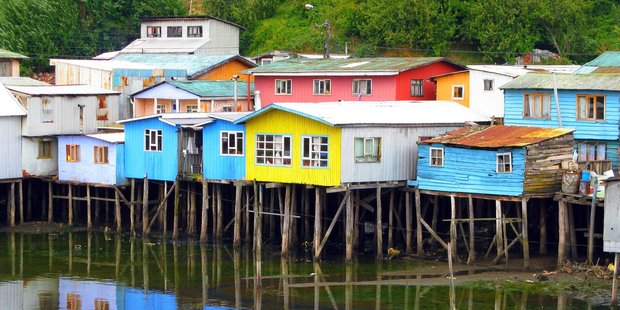 Castro's palafitos - traditional houses built on poles - have become slightly trendy, with some now housing boutique B&Bs and cafes. Photo / Creative Commons image from Wikimedia by Christian Córdova